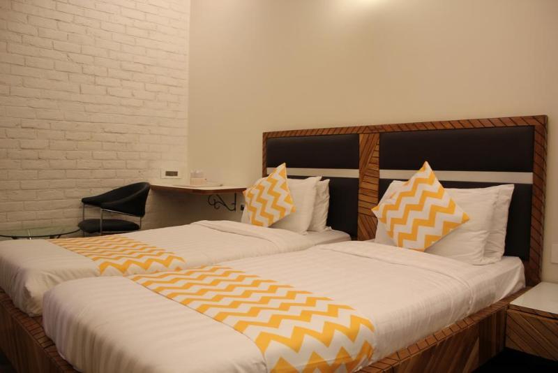 Fabhotel Premium Nest Gurgaon Exterior photo